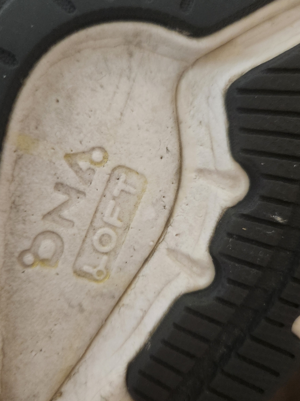 Brooks Adrenaline GTS 19 Running Shoes Womens 10.5B Gray 1202841B060 NO INSOLES - Picture 13 of 13